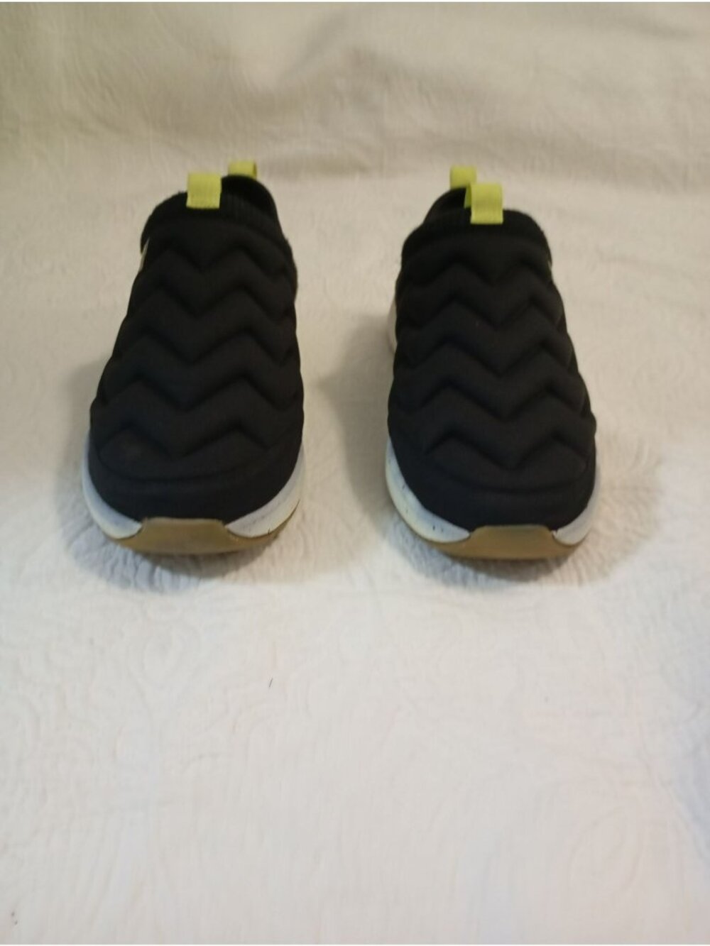 Dr Scholls Black Quilted Slip-On Shoes Neon Accents Size 8.5M Versatile For Indo - Picture 11 of 11